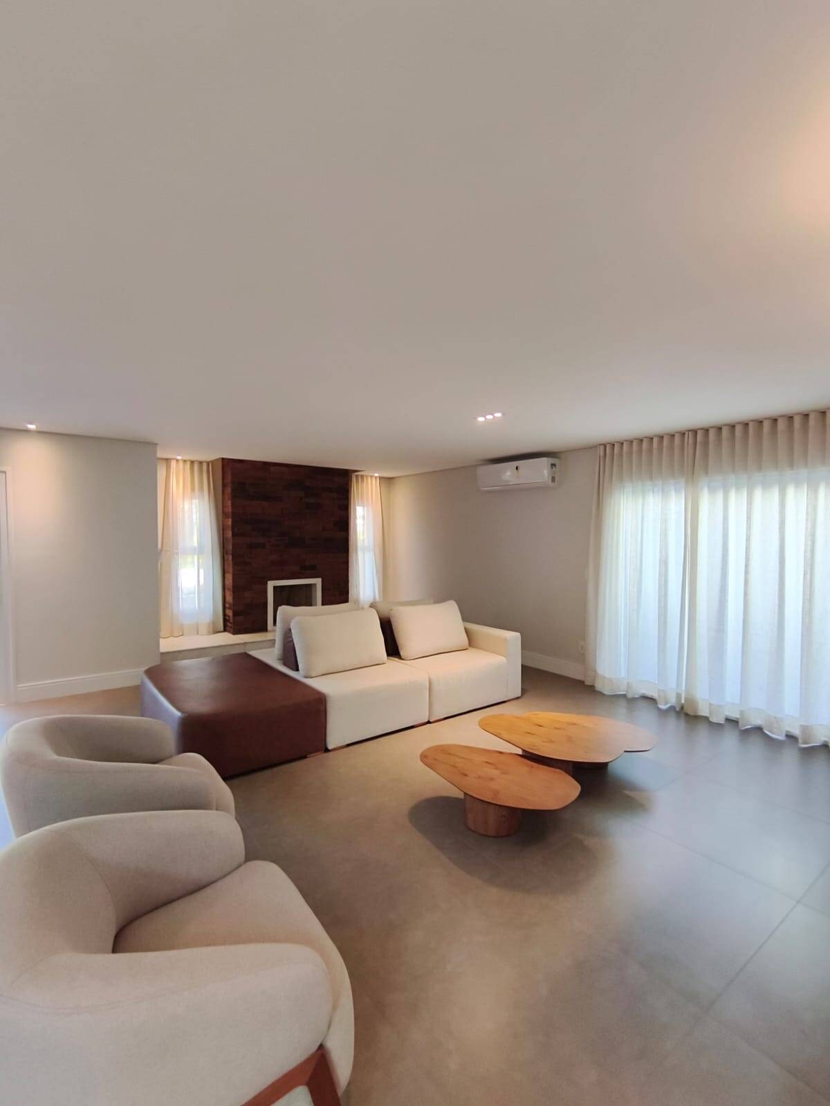 #16 - Casa para Venda em Barueri - SP